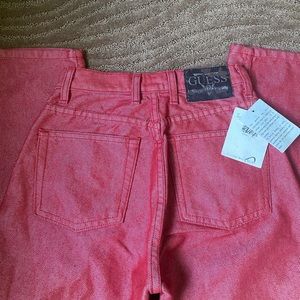 deadstock vintage Guess mom jeans